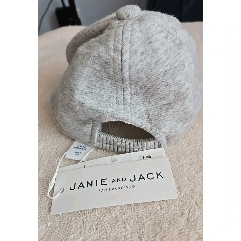 Janie and Jack Baby Cap Hat Size 0/3M Grey/White Cotton With‎ A Embroidered Duck